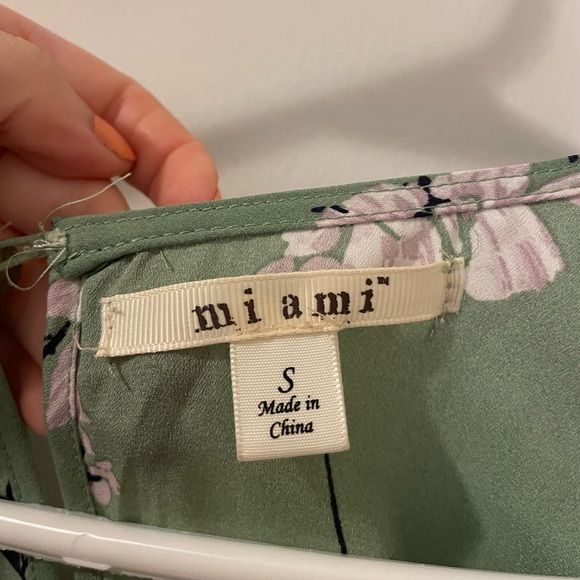 Green Floral Romper - Picture 5 of 6